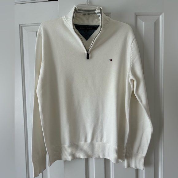 Tommy Hilfiger Other - Tommy Hilfiger men’s half zip sweater